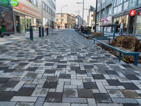 https://reykjavik.is/framkvaemdir/snorrabraut-straetobidstodvar