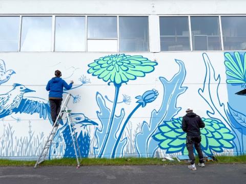 A summery mural on Breiðhöfði