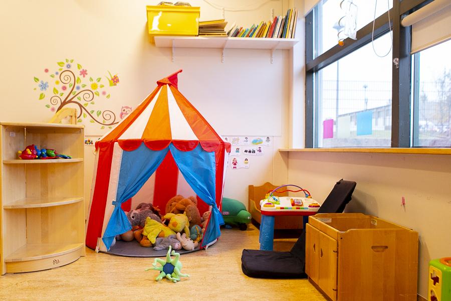 Indoor play area at Bakkaborg.