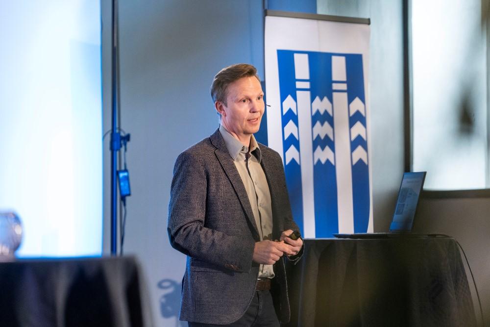 Halldór Eyjólfsson með kynningu á fundi um Athafnaborgina 2023.