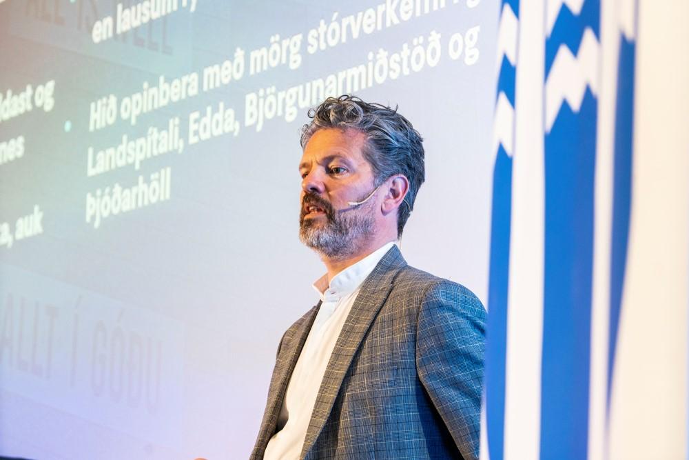 Dagur B. Eggertsson með kynningu á fundi um Athafnaborgina 2023.