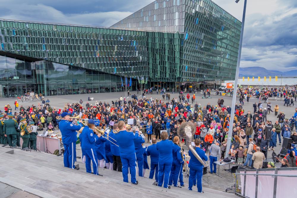 Brass band battle at Hörputorg