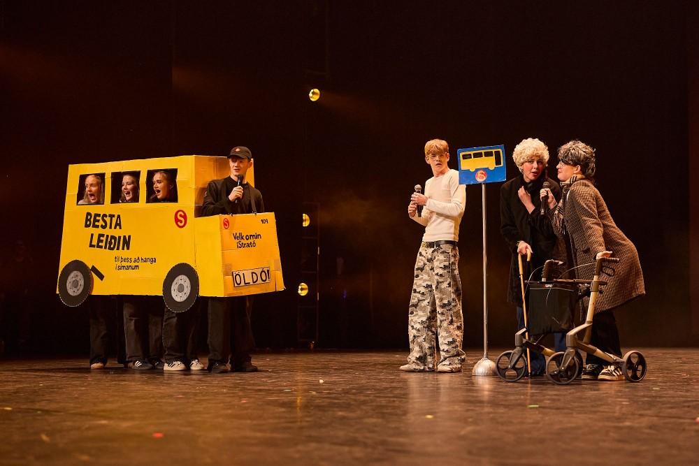 Ölduselsskóli's performance in Skrekkur 2025.