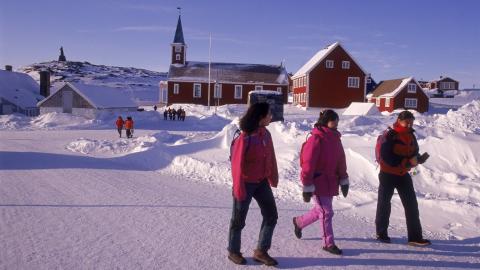 Skólabörn á ferð í Nuuk á Grænlandi